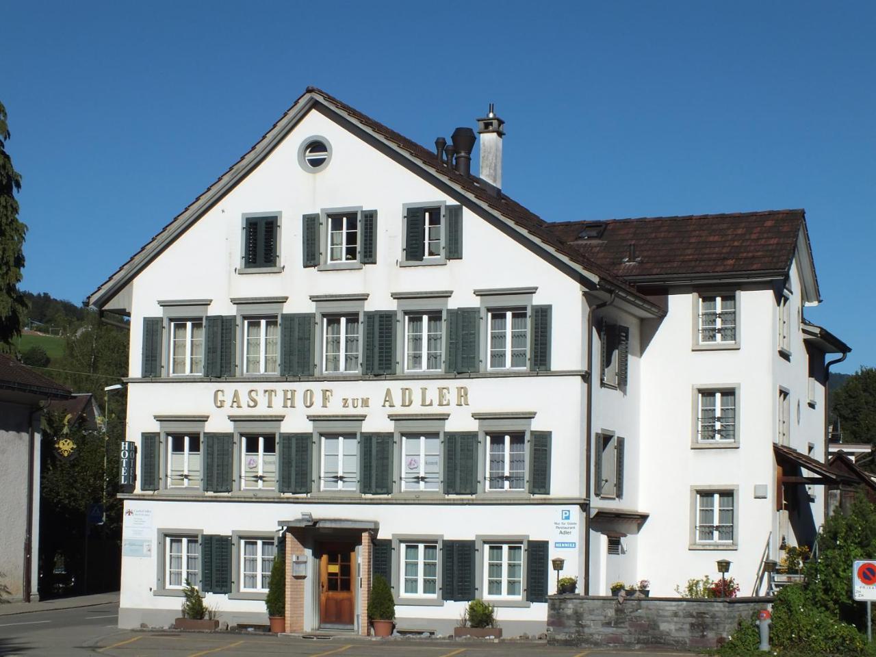 Hotel Adler Garni 堡玛 外观 照片